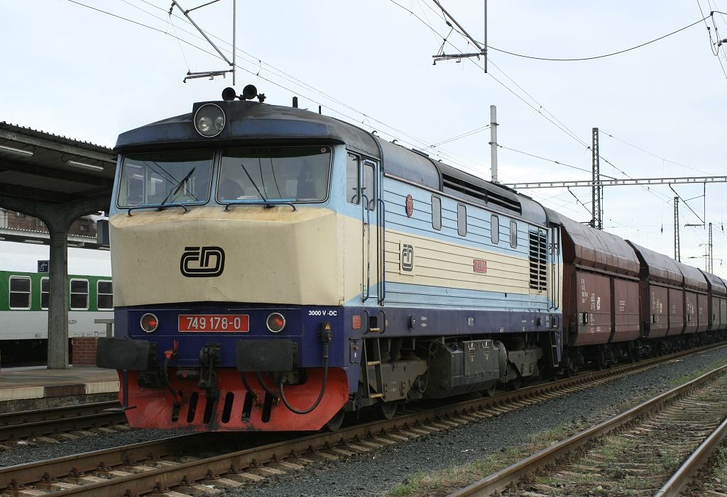749 178-0(a)Olomouc hl.n.(1.10.2005,foto-Tom� Hegar)