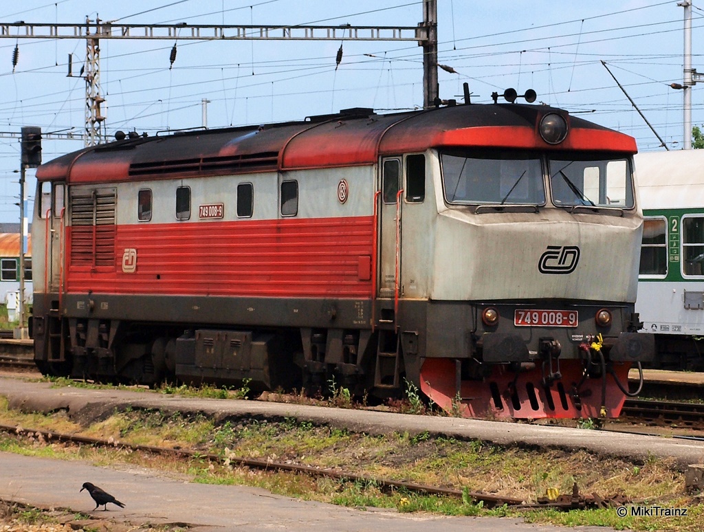 749 008-9
