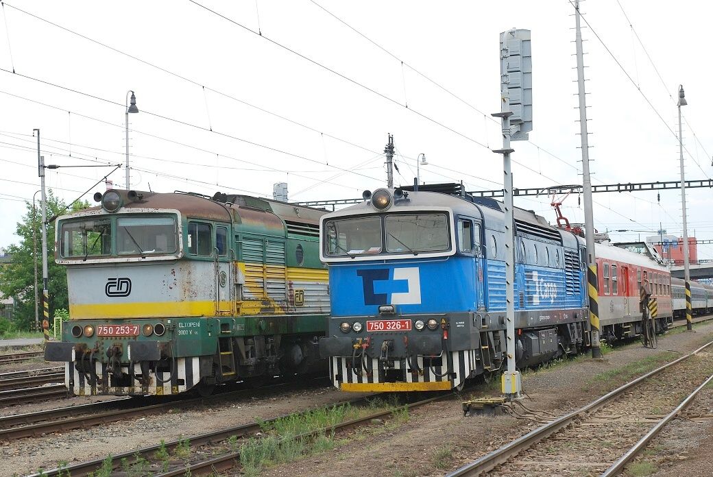 T 478 3326 + T 478 3253_-_31.05.2011-_-SOKV Ostrava_�st.Plze� hl.n. - 1.nsl.7244.