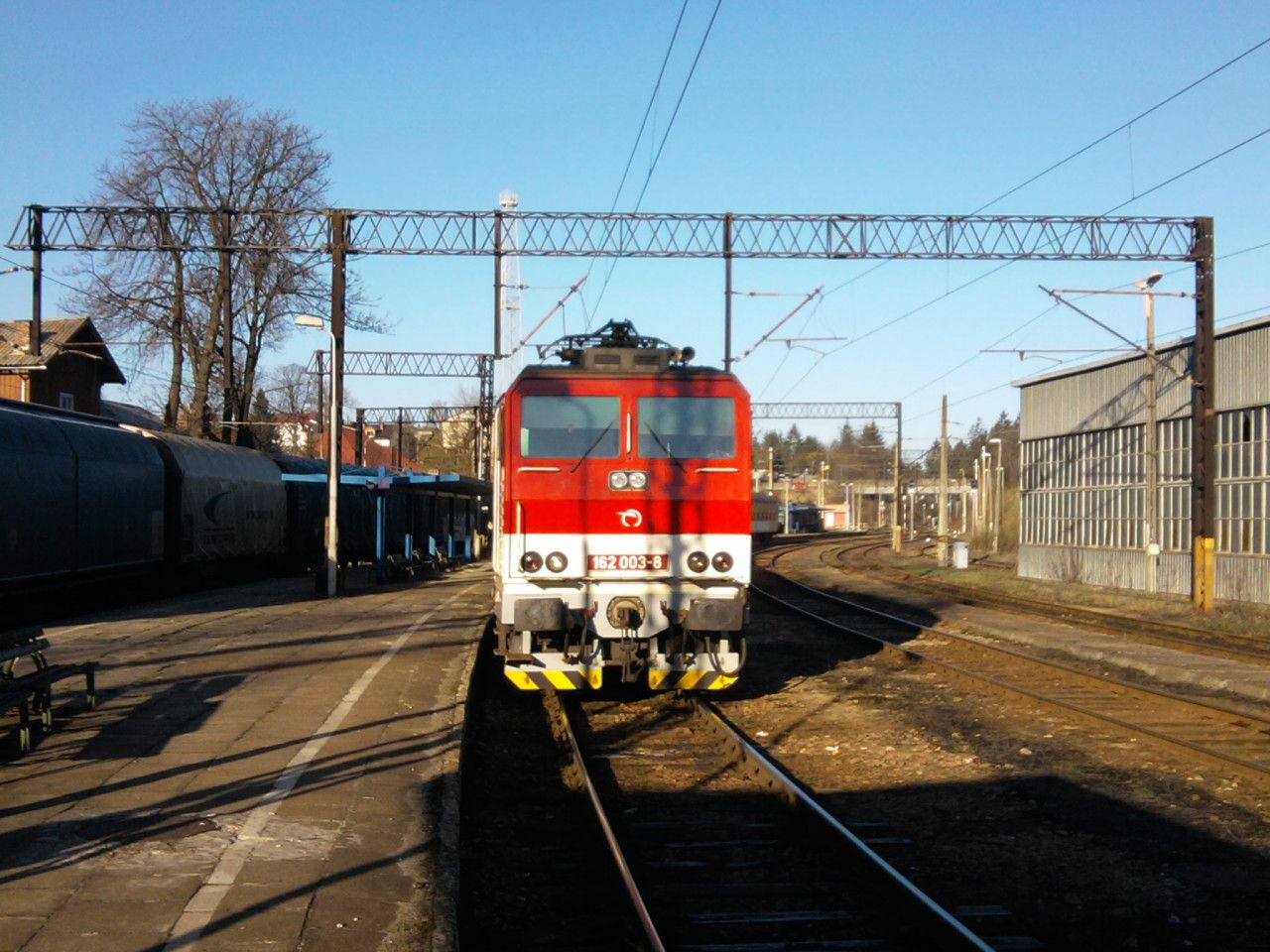 162.003 Zwardo�