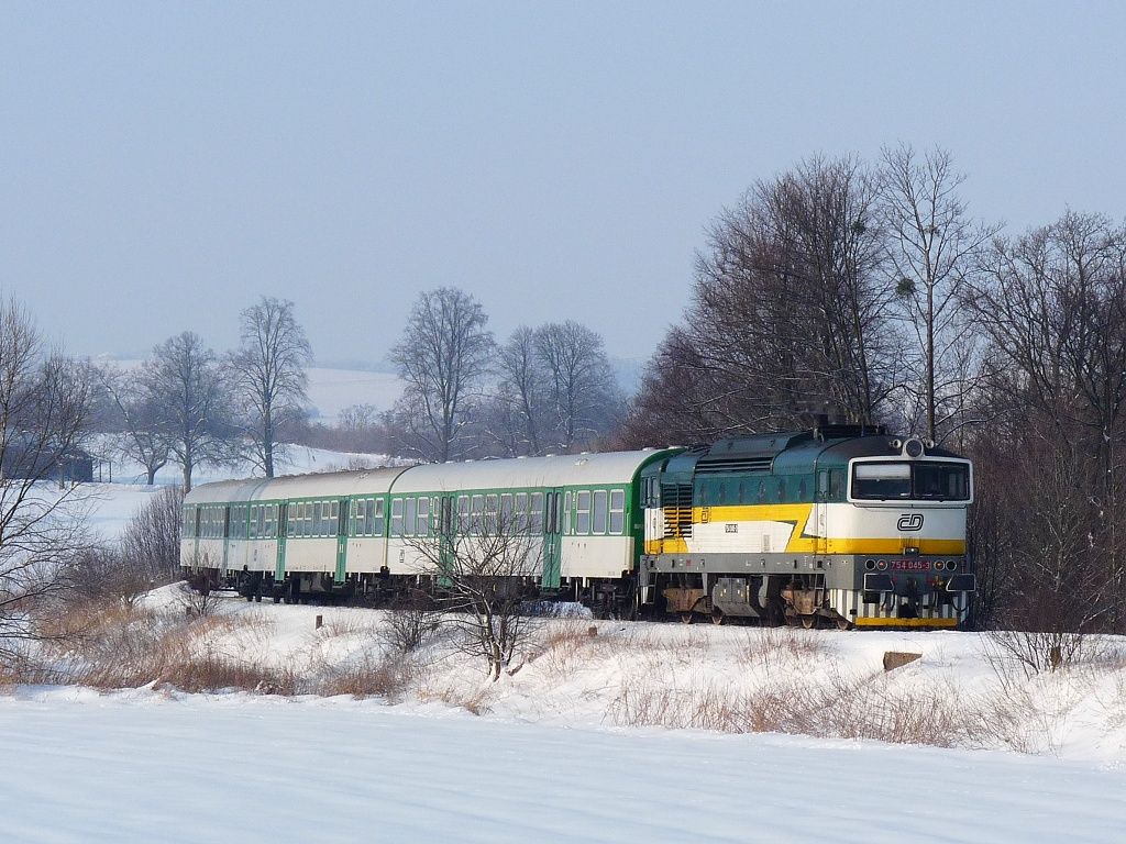 754 045-3,Sp 1643,Radho��,Branky na Morav�,16.1.2010,foto:Dobi� Ji��