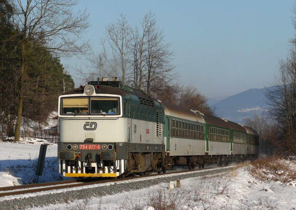 754 077-6 Kun�ice pod Ond�.(Os 3124,21.12.2009,foto:M.Nesrsta)