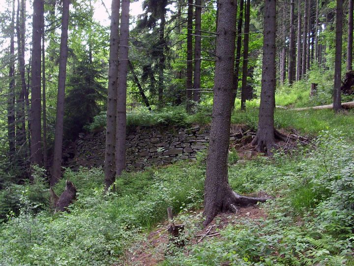 III. lev� et� - z�dka oblouku u sv�nic