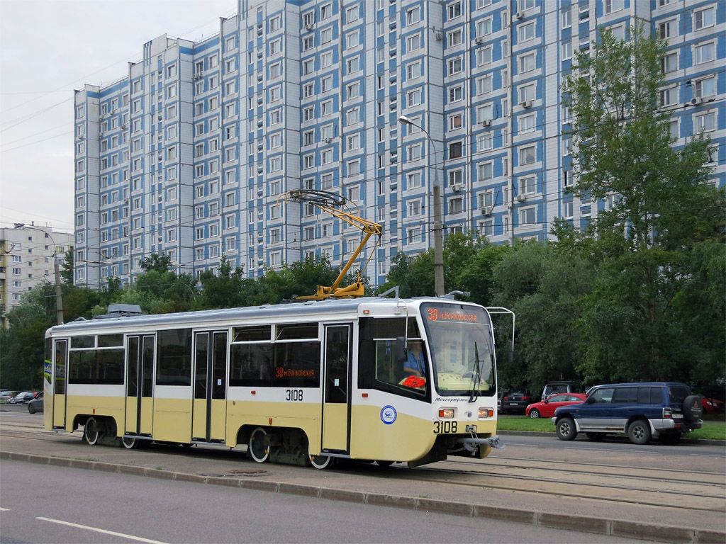 71-619A na s�dli�ti Strogino