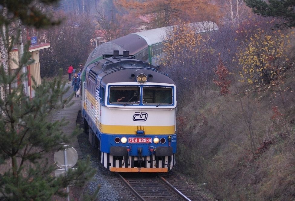 Os 7647 v Horn� B��ze zast. (754 028)