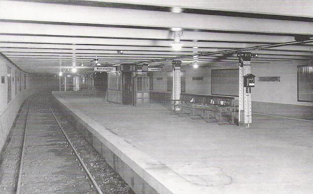 Provizorn stanice. Od roku 1926 je pouhou soust tunelu.