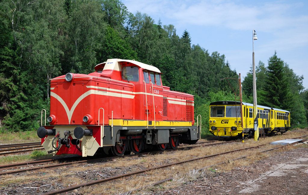 T426.003 + 810.659+810.602