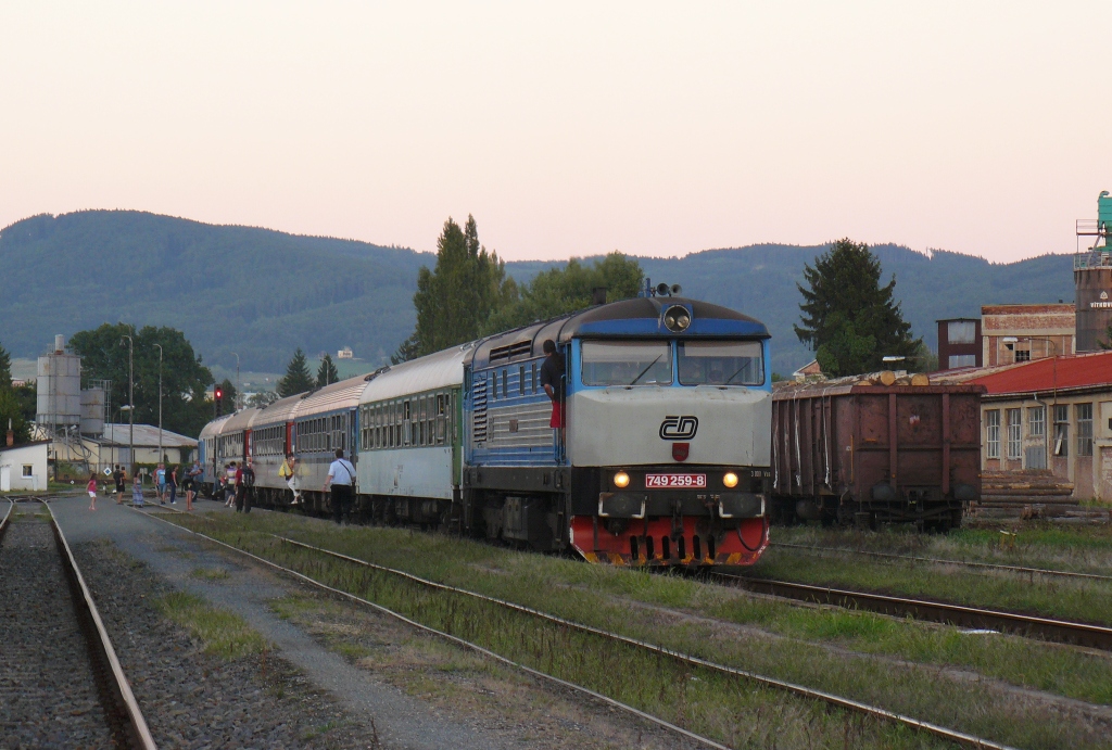 749 259-8 Holeov(Sp 1646,19.8.2012,foto:M.Nesrsta)