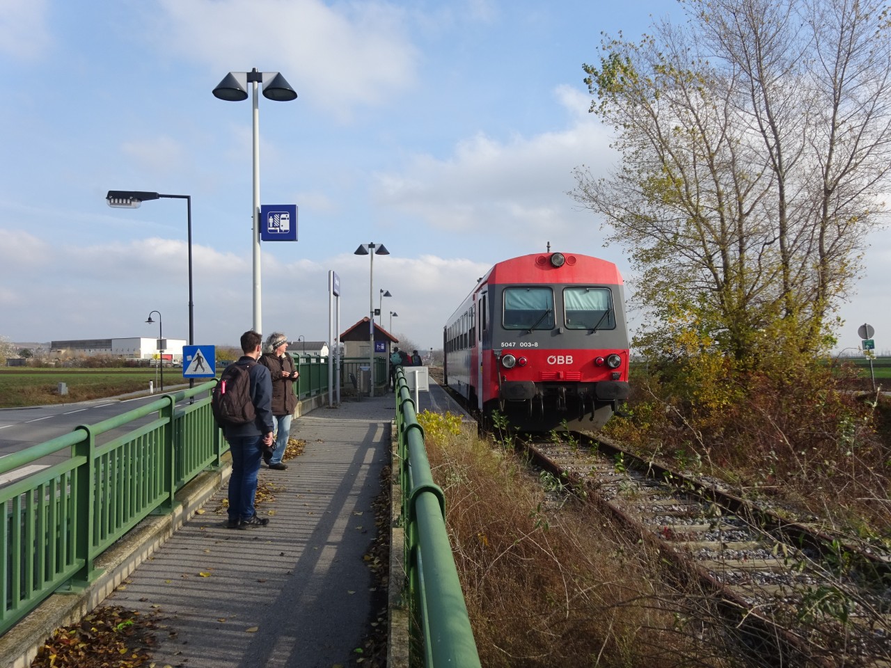 turc kolmo k hlavn trati v Obersdorfu