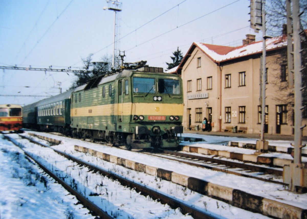 163.030,0s 5249,Borohrdek,30.12.1996