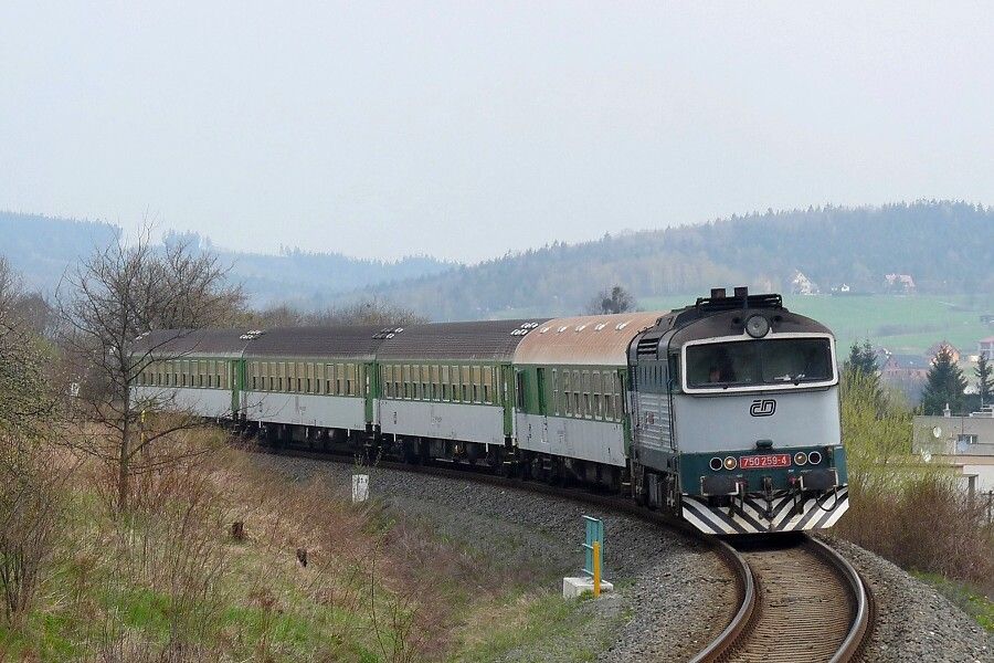 750 259-4,Krhov�,20.4.2010,foto:Dobi� Ji��