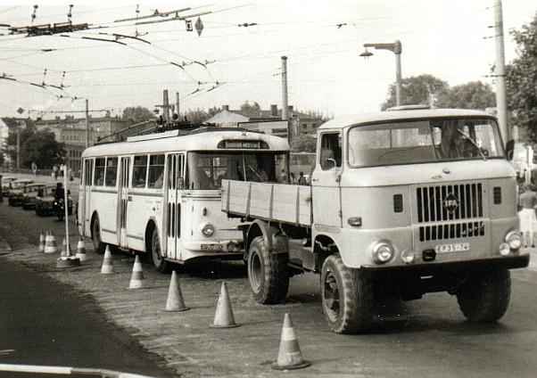 D Das Fahrzeug war beim Betriebsteil IV Personenverkehr des VEB Kraftverkehr Eberswalde im Einsatz. 