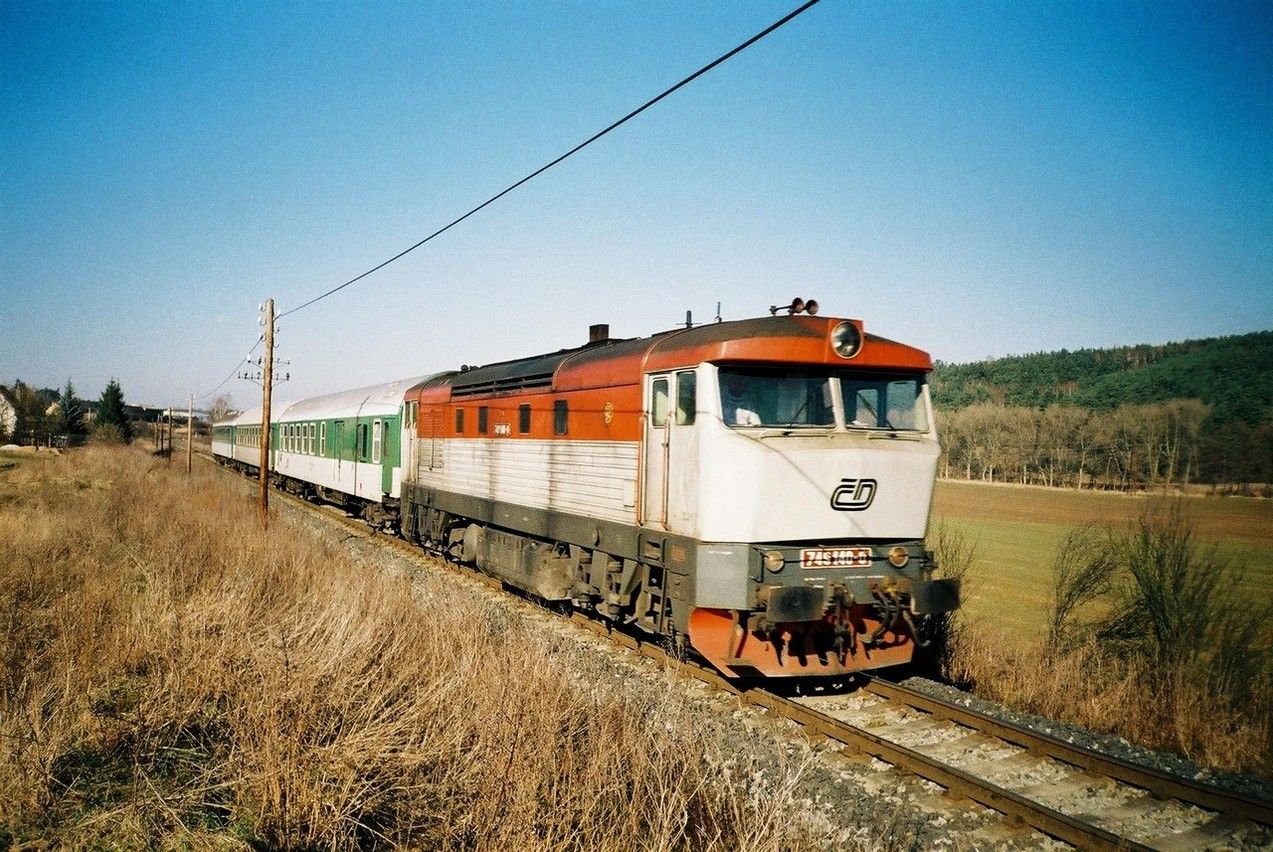 749.140 jede do Rakovnka v Os 2506 z Prahy Mas.n. 15.2.2002