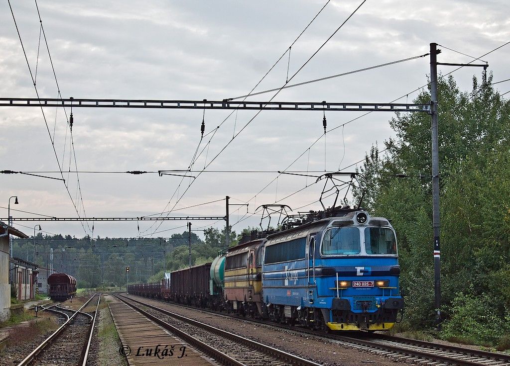 240.025 + 011, Pn 62800, Do�ov, 16.9.2014