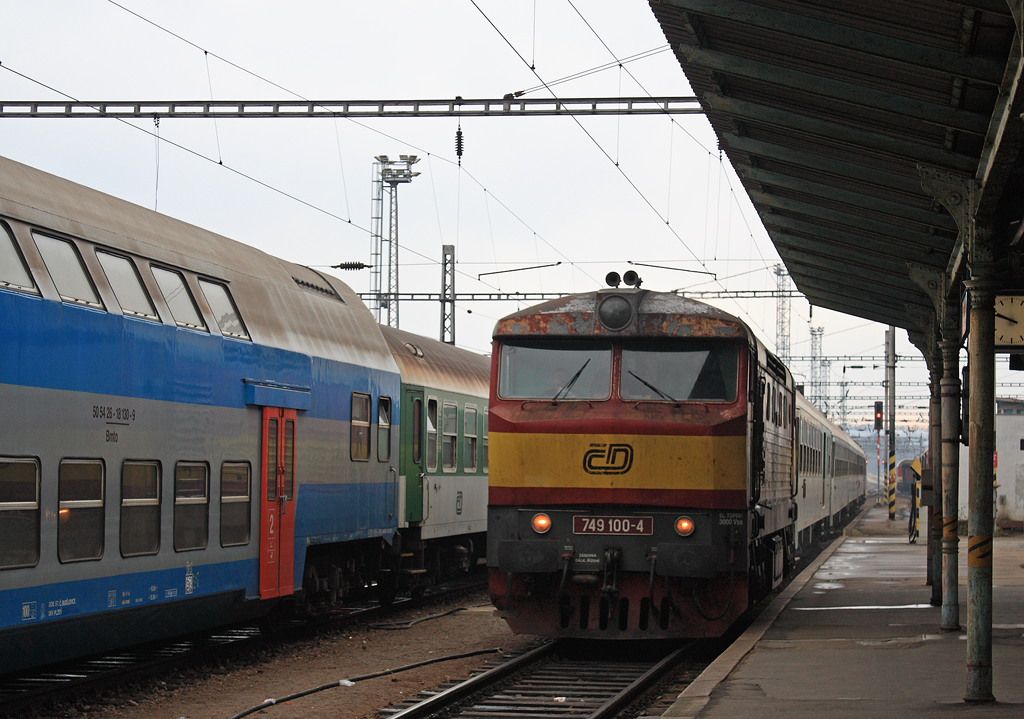 749.100 s R z V�dn�
