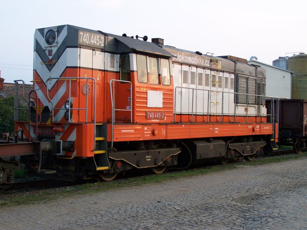 740 445-0 ostaven v Moravskch Budjovicch 20.4.2010(foto Pavel Valenta)