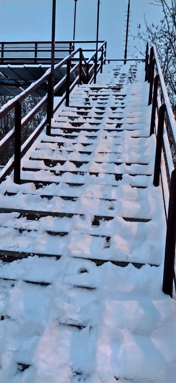 Praha-Stra�nice zast�vka 8.2.2021