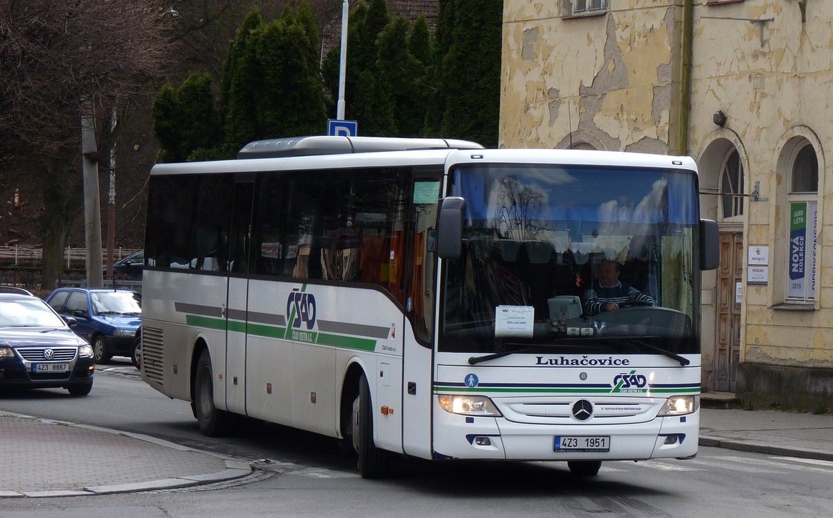Mercedes Benz Tourismo p�ij�d� na linku 820775