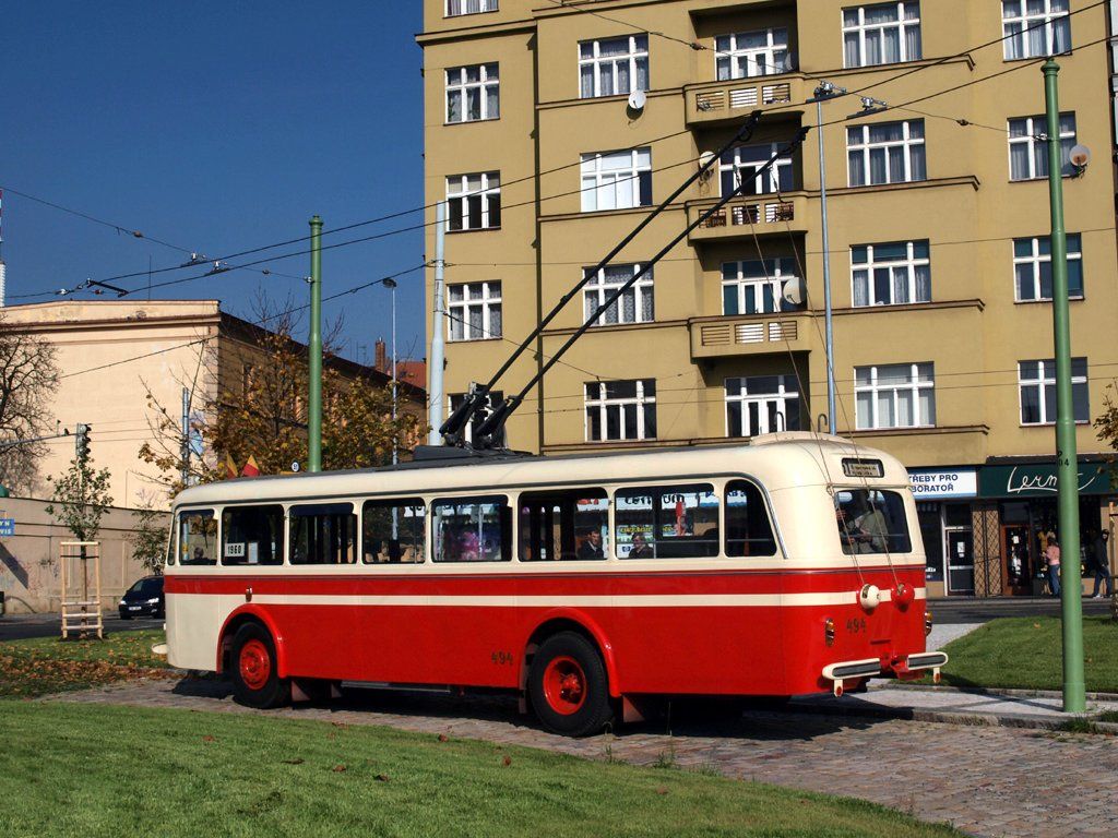 494 - �koda 8 Tr - 8. ��jna 2010 - Praha, Orionka