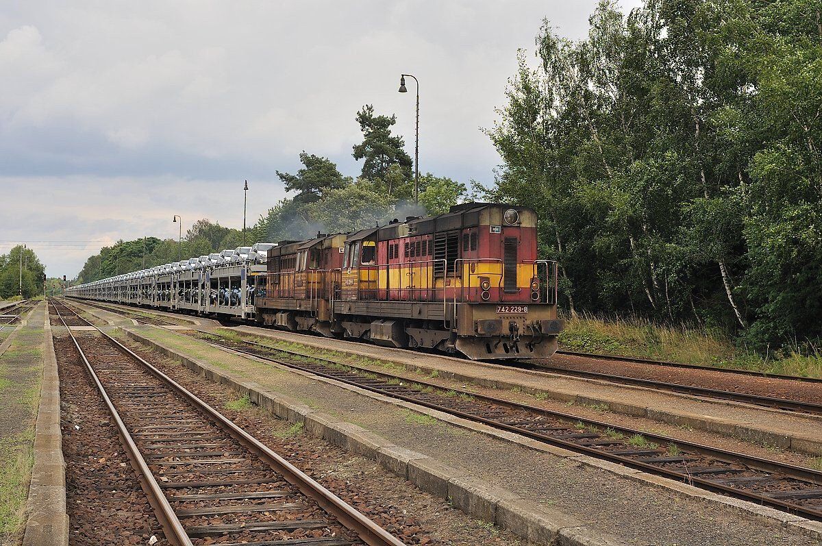 742 x2 Vejprnice u Plzn� 24.7.2010 16.15 hod.
