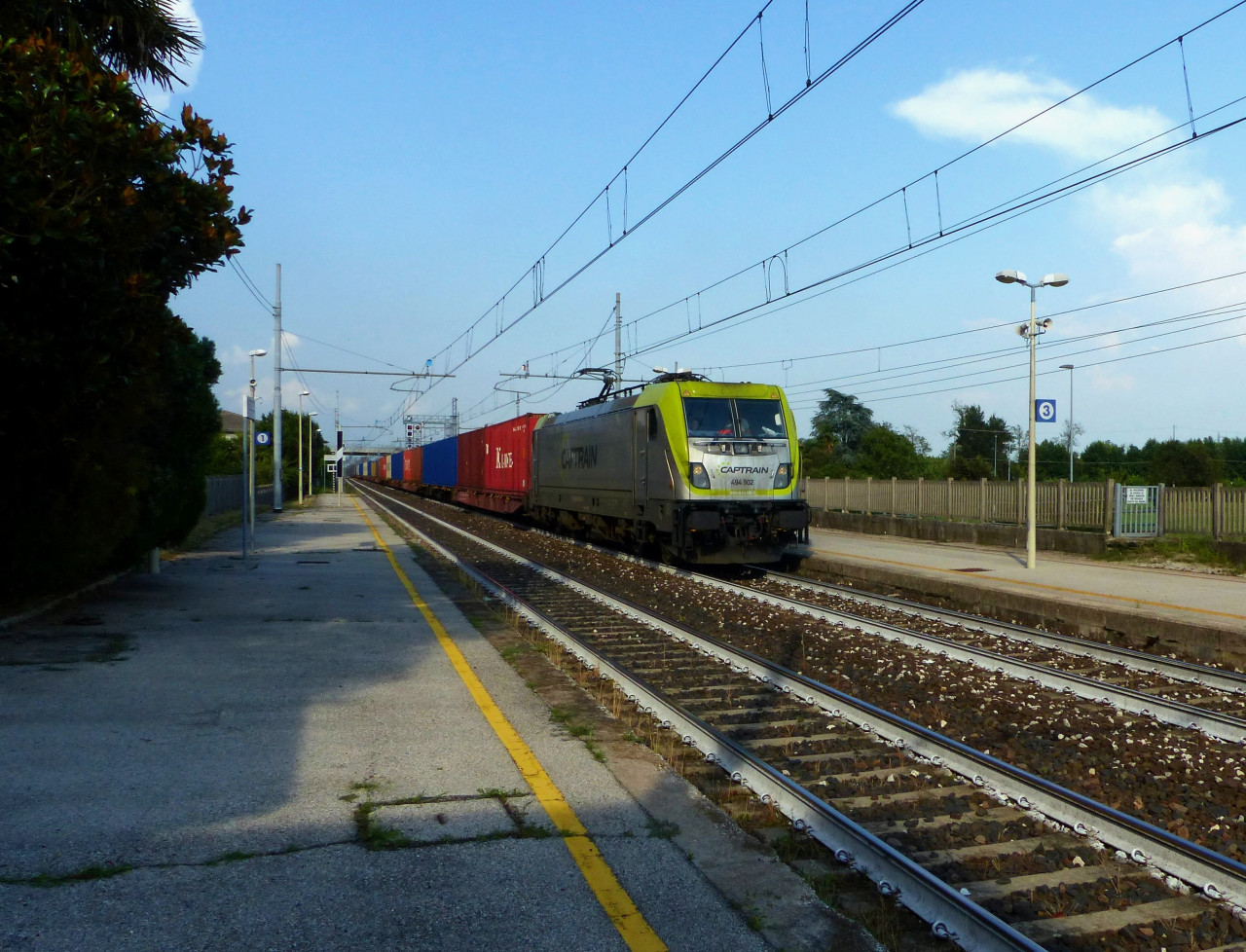 494.502 (Traxx DC3) Captrain San Pietro in G 28.7.2021