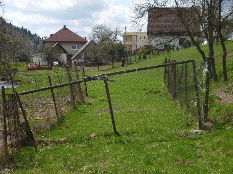 konec plot�, pohled ke Kriv�ni