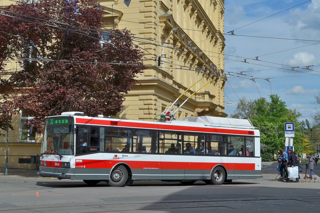 3064 �esk�, par��k 30. 4. 2020