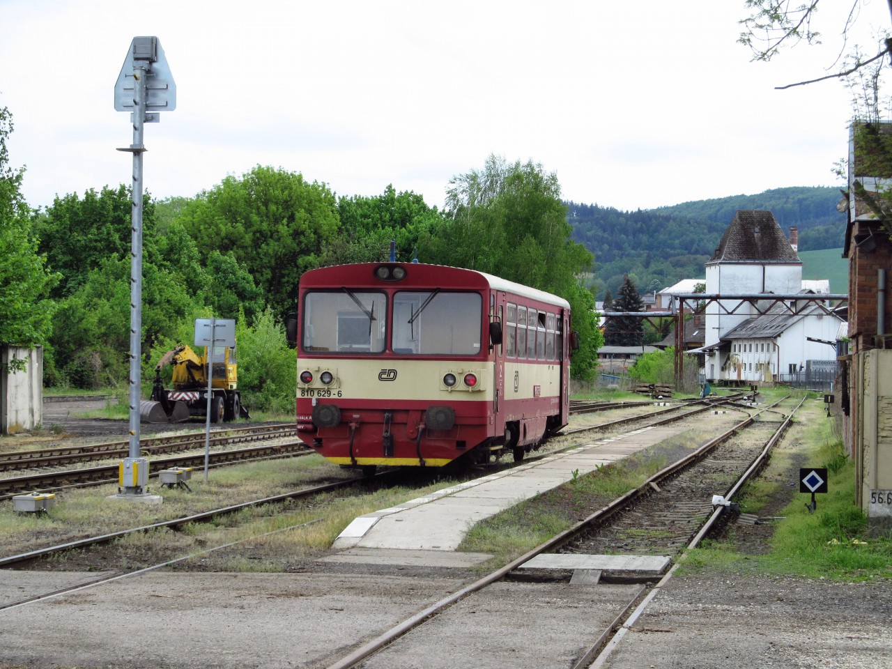 Os vlak do Dzbelu v Moravsk Tebov (1. 5. 2018)