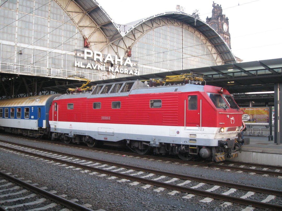 350.018 - Praha hl.n. 20.7.2010