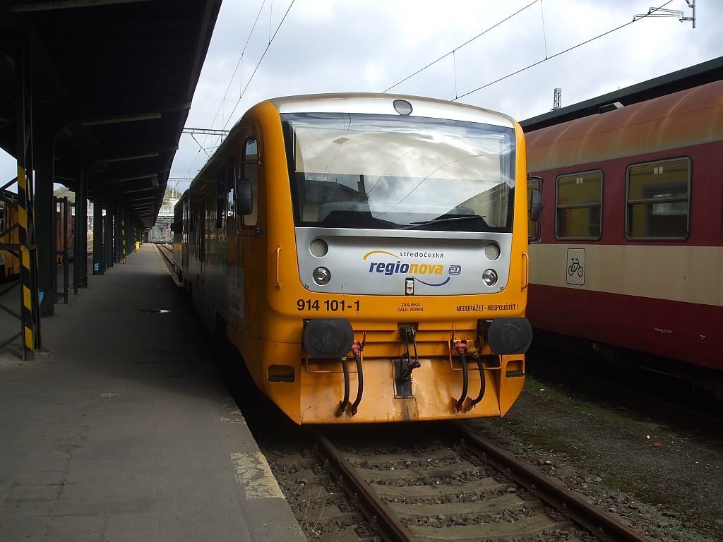 914.101 Pha-Masarykovo (14. 4. 2011)