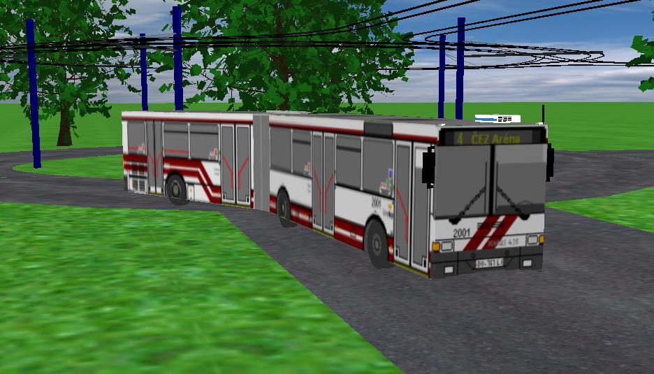 A na uk�zku jeden Ikarus z Dargova - ten s ev.�. 2001, kter� na sn�mku odbo�il z kruhov�ho objezdu.