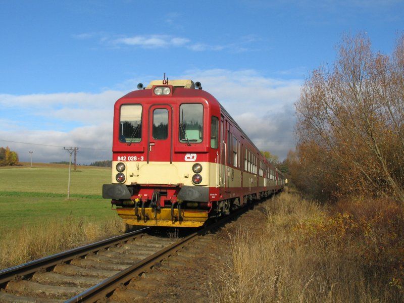 842028 + 842012, R 890 Bezdrev, Mysl�n - Mirovice, 3.11.2007