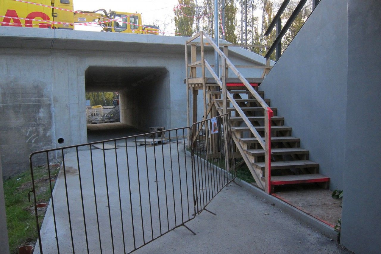 Provizorn� p��stup na n�st. sm�r Kol�n