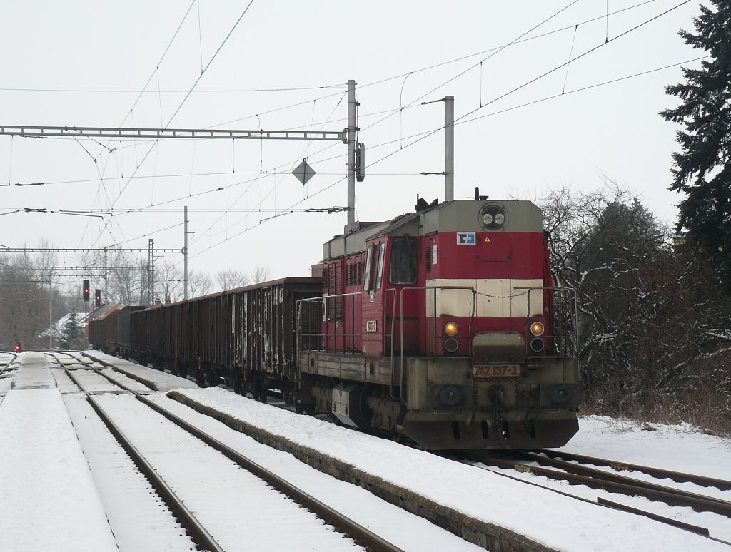 742 137-3 Hul�n(2.2.2011,Mn 81055,foto-Ale� Kr�ka)