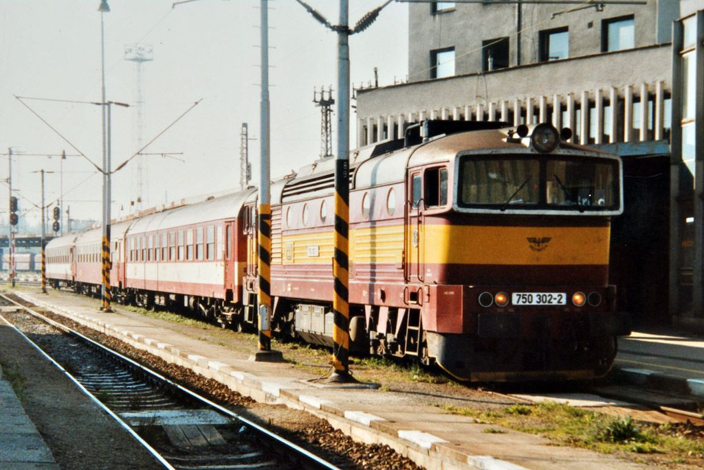 750 302-2 Os 5304 Havl��k�v Brod 21.9.2003
