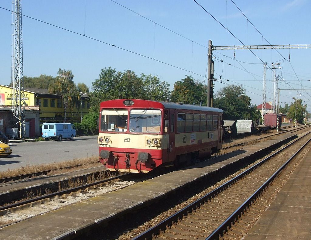 810 229 M�ln�k (1. 10. 2011)
