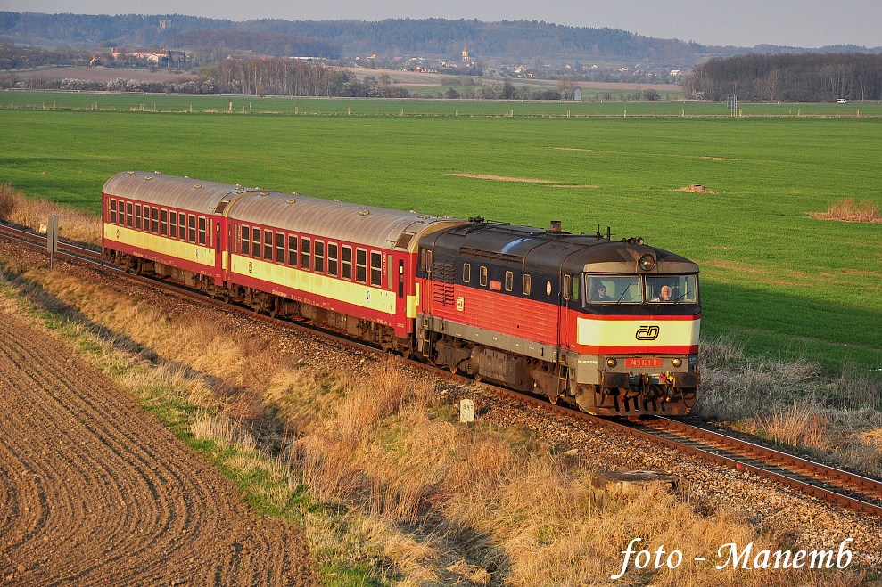 749 121 - 17.4.2012 Z�lu�� R1149