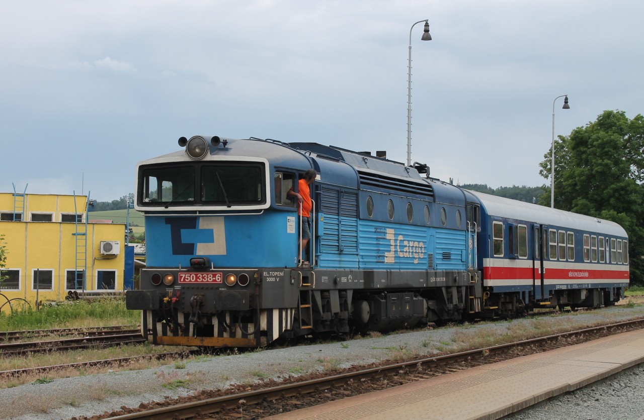 Lokomotiva 750 338 (Horaovice)