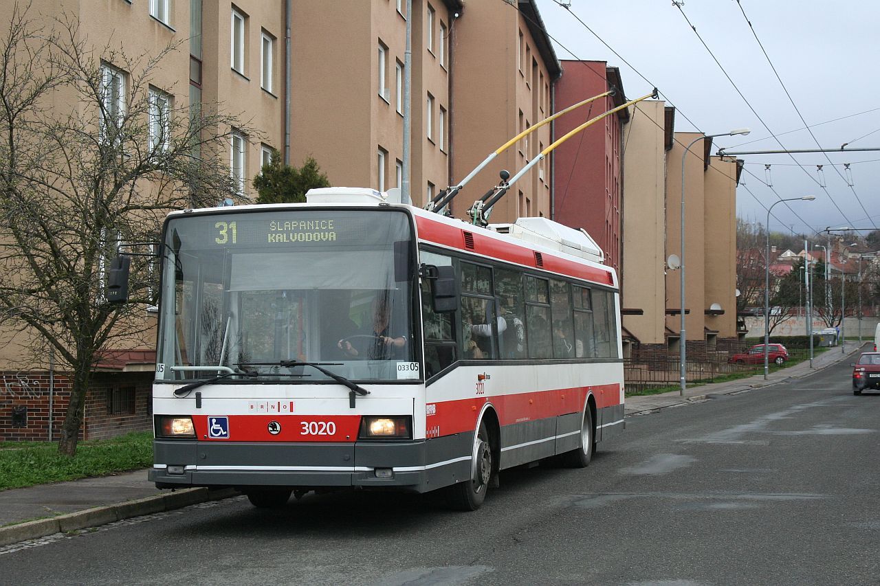 3020