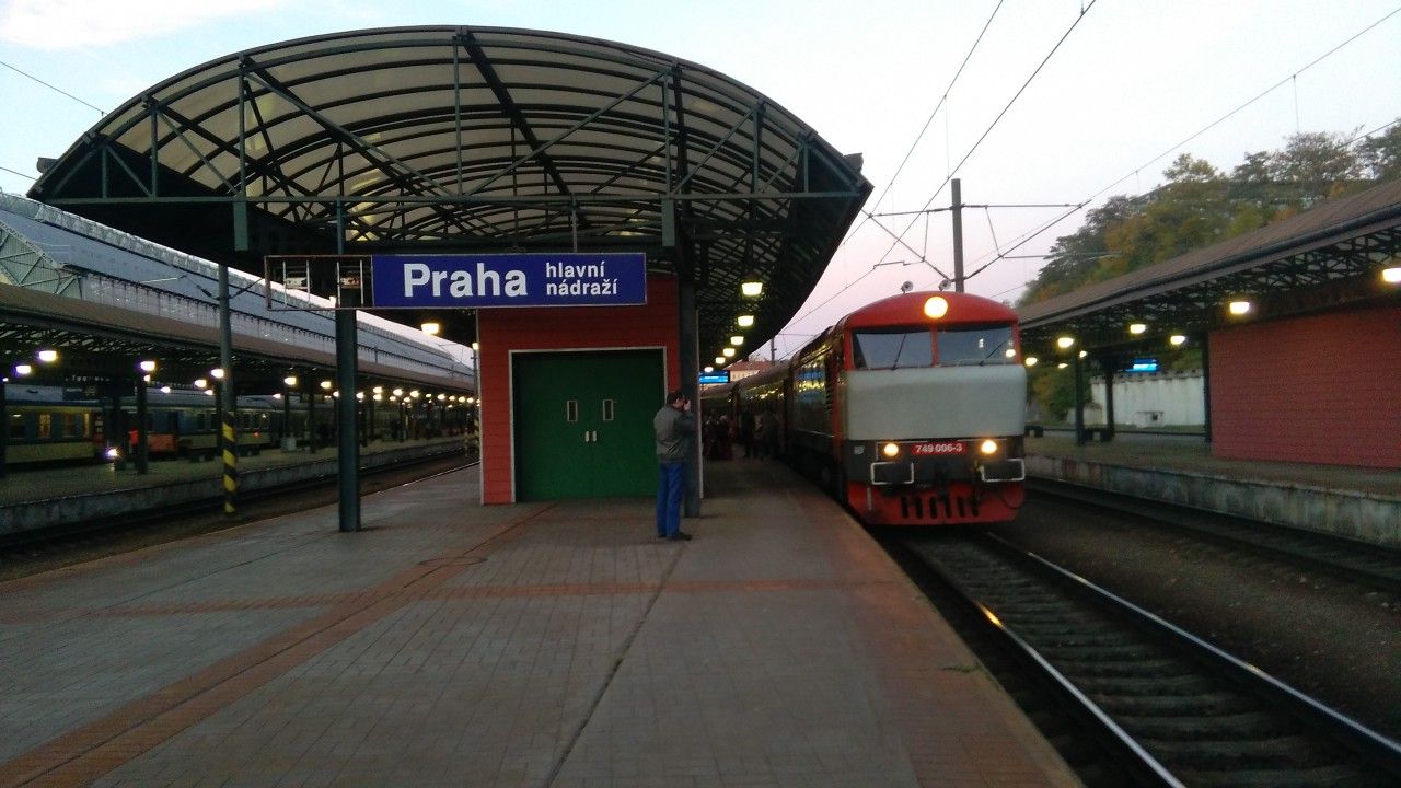 749.006 Praha hl.n.
