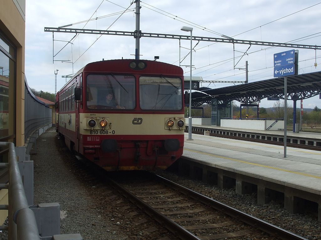 810 608 Os 9233 - �er�any (21. 4. 2012)