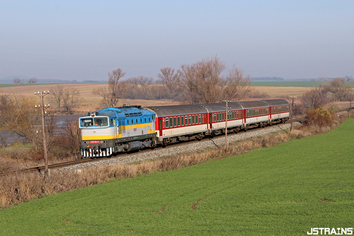 R 722, Alek�ince