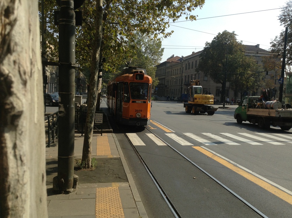 Asi to nejstar co se v Torinu pohybuje - m to dokonce vzduchovou brzdu jako dosplej vlak :-)