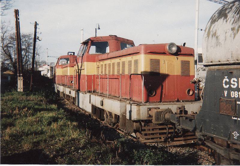 043 a 010 v roce 1994
