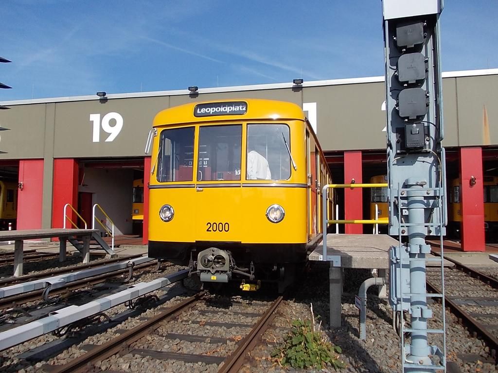 Historick� souprava typu D v depu Britz