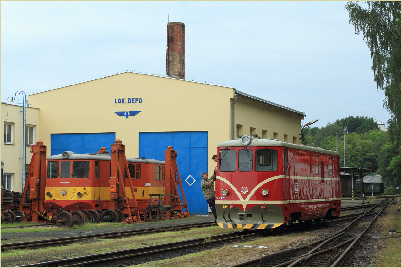 705913-2_090621_JHradec