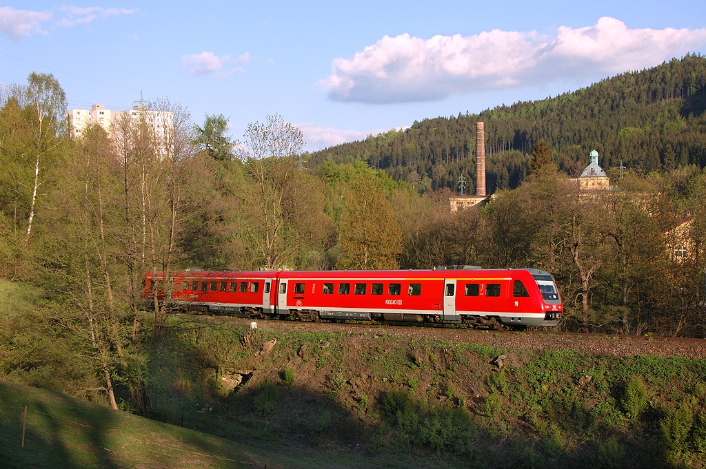 612.603 mezi Tanvaldem a Smr�ovkou 10.kv�tna 2008