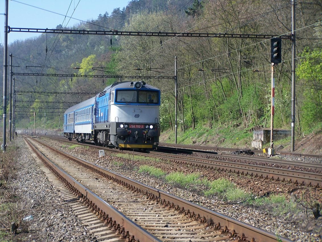 750 702 - R 1245 - Praha Velk Chuchle - 16.4.2011.