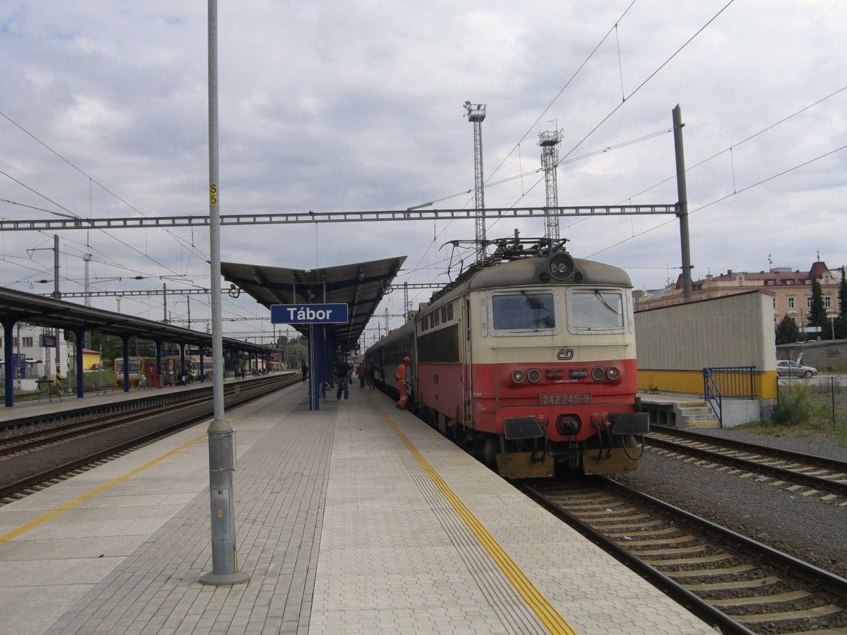 242.245, Os 8216