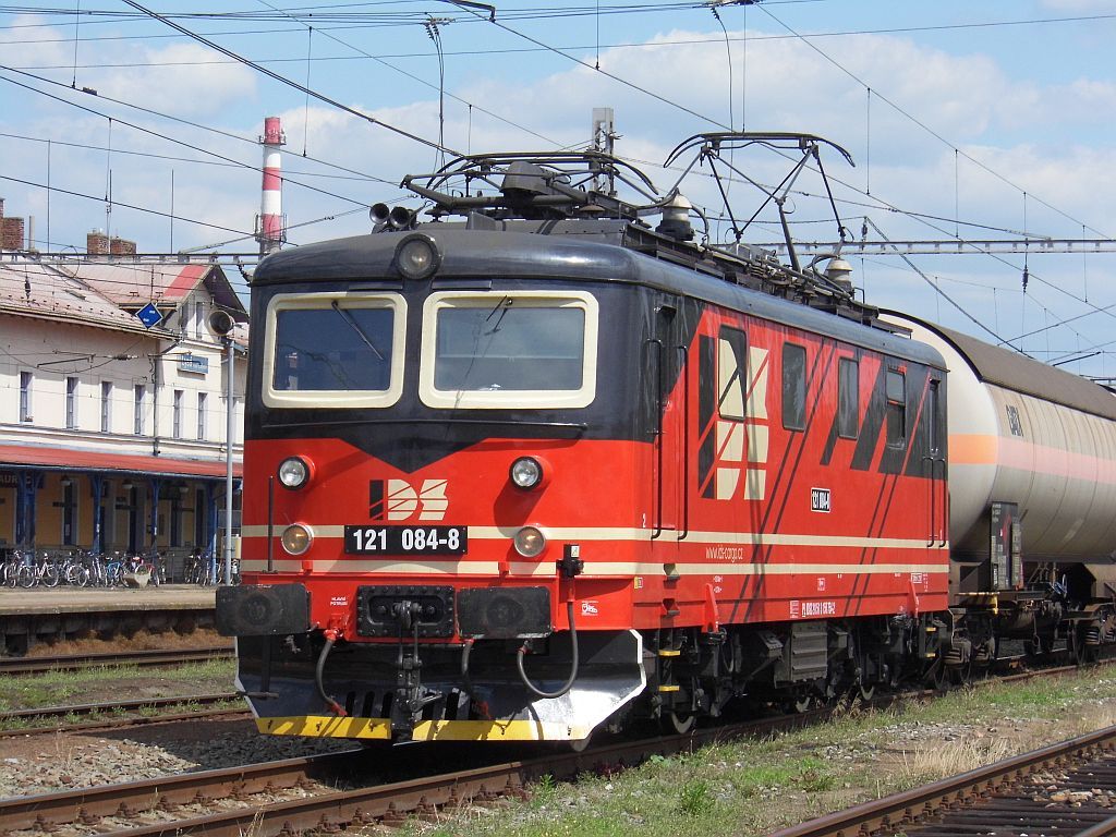 121 084 Lys nad Labem (16. 6. 2015)